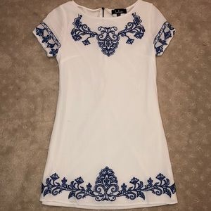 Lulu’s Tell to Tale Blue and Ivory Shift Dress